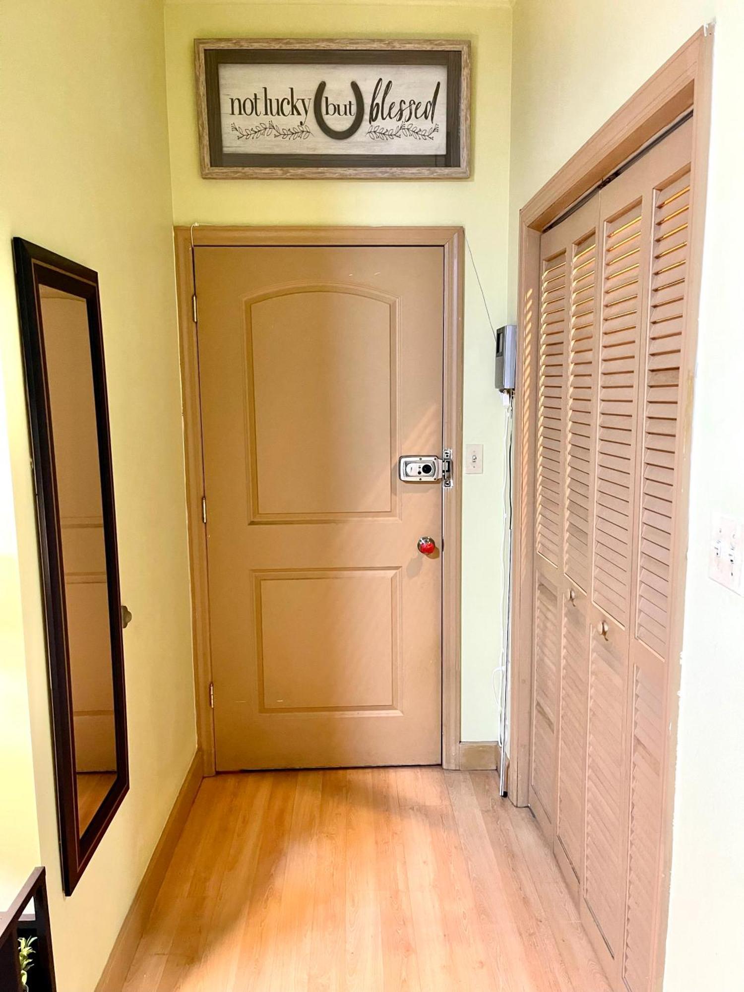 Appartamento Cozy Corner Filadelfia Esterno foto